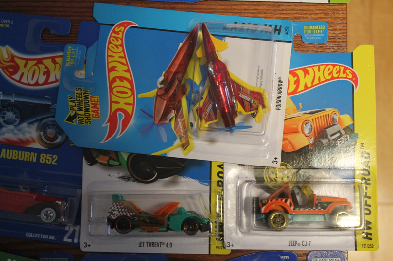 Illustration for article titled Enormous Die-Cast Collection - Box 3 - Hot Wheels